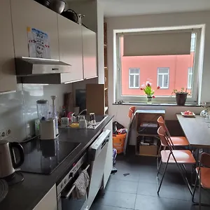 Apartment 1 Zimmer App In Ehrenfeld, Köln