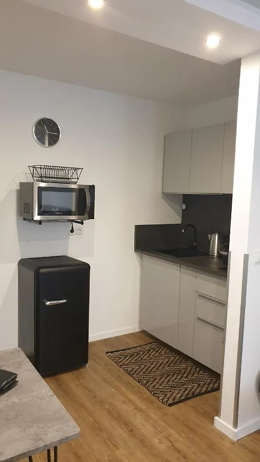 Apartment Airport Colonia
